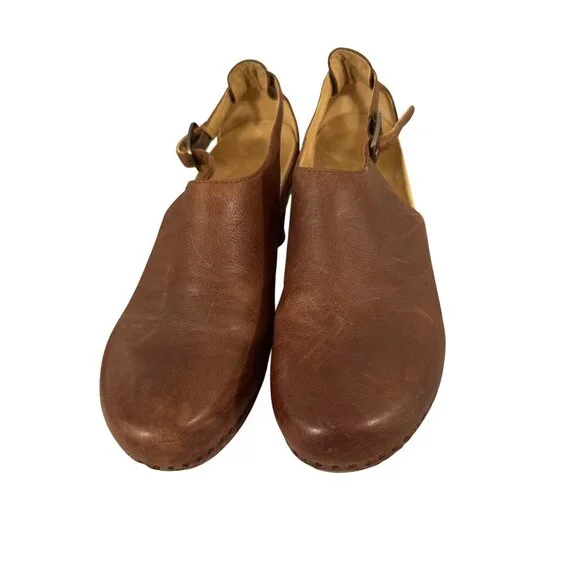 Dansko Womens Sassy Clogs Tan Size 40 Brown Leather Block Ankle Strap Casual - Picture 12 of 16